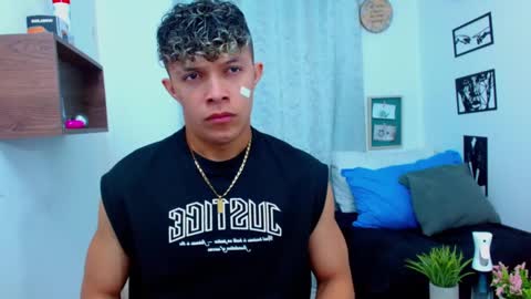 Lucas Luxx online show from 02.04.26