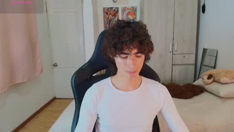 lucas_xo online show from 12.20.25