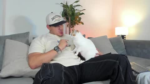 Snapshot of lucasanto_ chatting on 01.15.25 LUCA SANTOS online show from 01.15.25