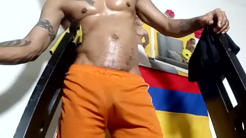 Snapshot of lucascastrohot chatting on 03.20.26 Daniel online show from 03.20.26