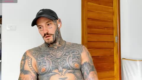 lucasexclusive online show from 10.22.25