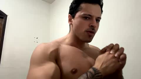 lucasfit24 online show from 01.17.25