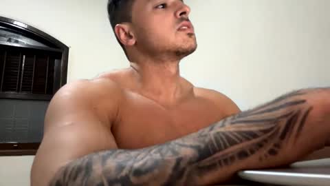 lucasfit24 online show from 02.20.25