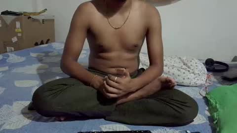 Snapshot of luci_ri chatting on 10.13.25 luci_ri online show from 10.13.25