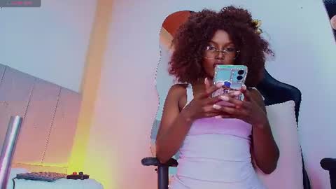 lucia01m online show from 06.15.26