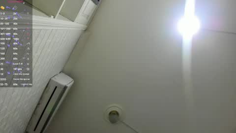Snapshot of lucia_oregon chatting on 04.27.26 L U C I A online show from 04.27.26