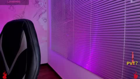 lucia star  online show from 02.22.25