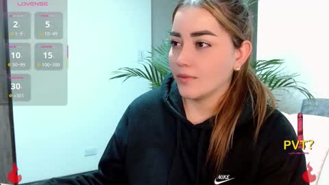 lucia star  online show from 10.19.25