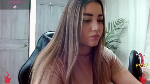 lucia star  online show from 02.05.26