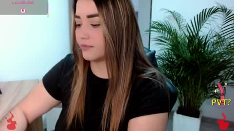 lucia star  online show from 04.06.26