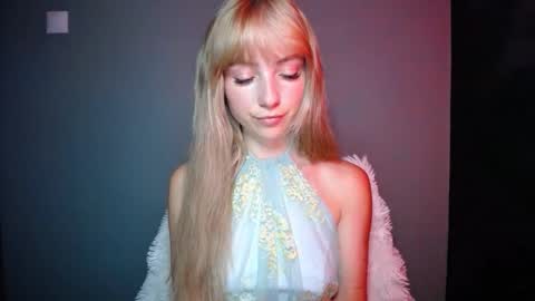 Lucy online show from 09.09.25