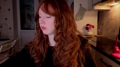 Snapshot of luciacoy chatting on 11.28.25 Lucia online show from 11.28.25