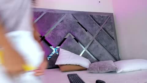 Snapshot of luciagray chatting on 10.03.25 Lucia Gray online show from 10.03.25