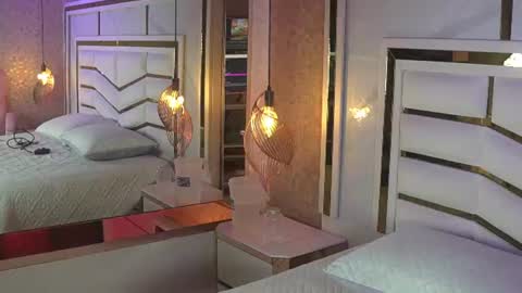 Snapshot of luciana_agudelo chatting on 06.15.26 luciana_agudelo online show from 06.15.26