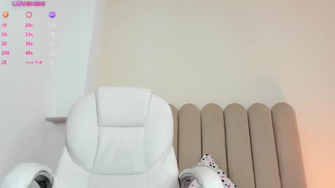 Luciana online show from 03.10.25