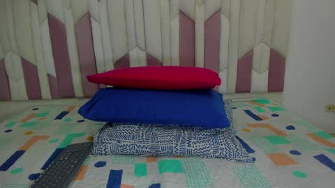 Snapshot of luciana_jam_ chatting on 01.14.25 instagram luciana417 online show from 01.14.25