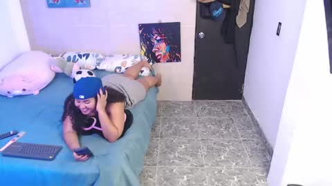 Snapshot of luciana_keating chatting on 03.05.26 luciana online show from 03.05.26