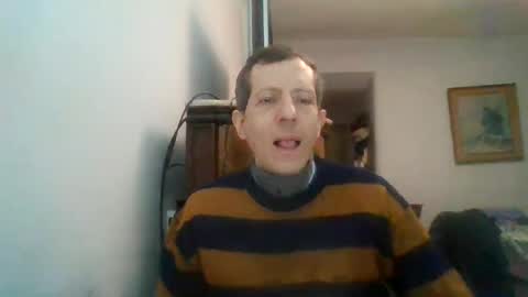 Snapshot of lucianoaxel chatting on 06.14.26 Luciano online show from 06.14.26