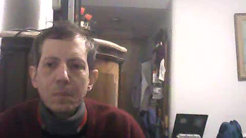 Snapshot of lucianoaxel chatting on 07.13.26 Luciano online show from 07.13.26
