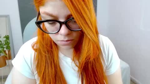 Snapshot of lucie_nicolls chatting on 12.02.24 Lucie online show from 12.02.24