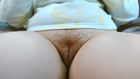 Snapshot of lucie_nicolls chatting on 02.04.25 Lucie online show from 02.04.25