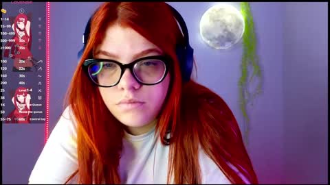 Snapshot of lucie_nicolls chatting on 02.06.25 Lucie online show from 02.06.25