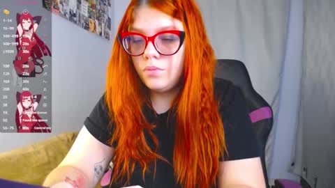 Snapshot of lucie_nicolls chatting on 03.09.25 Lucie online show from 03.09.25