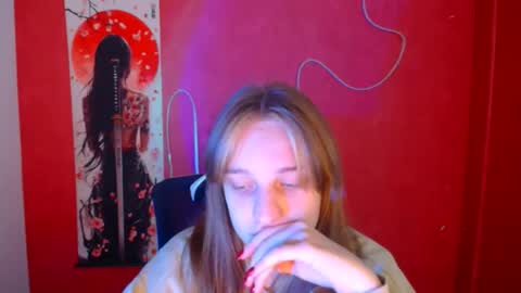 Lucie online show from 12.03.25