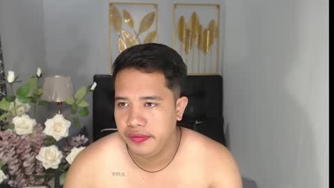 Luciferhotcum online show from 02.10.25