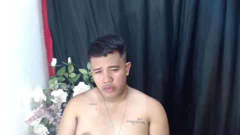 Luciferhotcum online show from 03.05.25