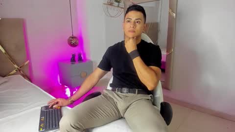 Leo online show from 11.19.25