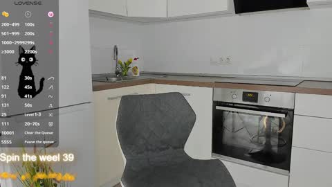 lucky__lady_ online show from 01.22.25