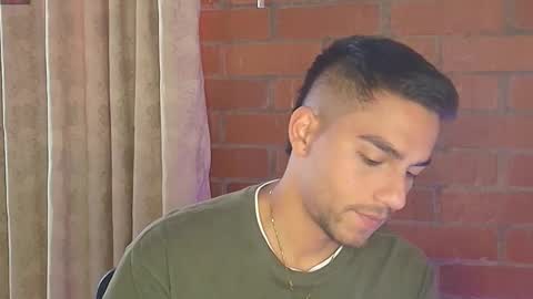 Snapshot of lucky_blessed chatting on 02.04.25 lucky_blessed online show from 02.04.25