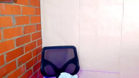 Snapshot of lucky_blessed chatting on 03.06.25 lucky_blessed online show from 03.06.25