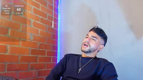 Snapshot of lucky_blessed chatting on 10.29.25 lucky_blessed online show from 10.29.25