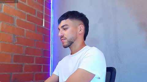 Snapshot of lucky_blessed chatting on 11.15.25 lucky_blessed online show from 11.15.25