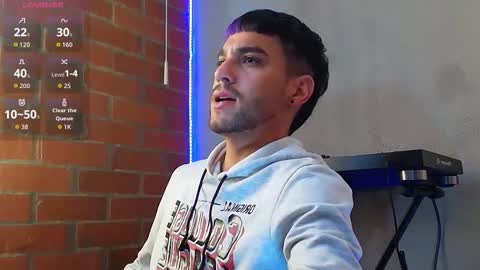 Snapshot of lucky_blessed chatting on 12.16.25 lucky_blessed online show from 12.16.25