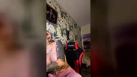 lucky_denizz online show from 12.18.25