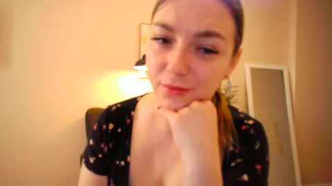 lucky_foryou_baby online show from 12.23.24