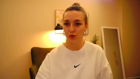 lucky_foryou_baby online show from 12.29.24