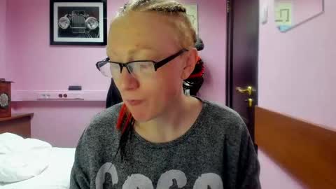 lucky_licky20 online show from 02.24.25