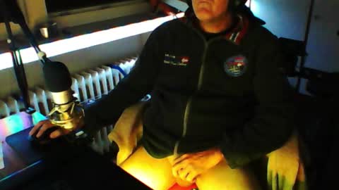        call me  Stefan online show from 09.12.25