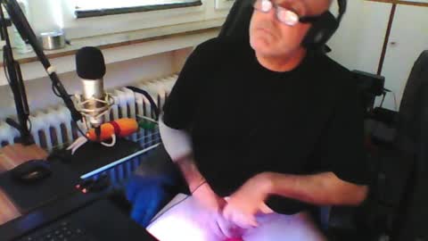 Snapshot of luckyfreak1 chatting on 05.24.26 call me Stefan online show from 05.24.26
