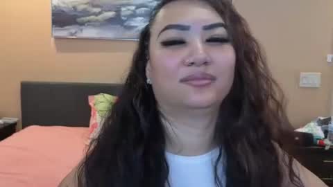 Snapshot of luckylee1992 chatting on 11.22.25 luckylee1992 online show from 11.22.25