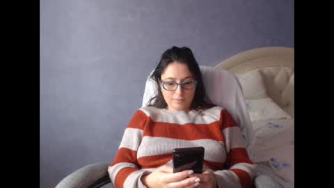 luckylinda23 online show from 11.19.25