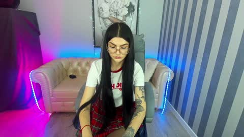 Monika online show from 02.08.25