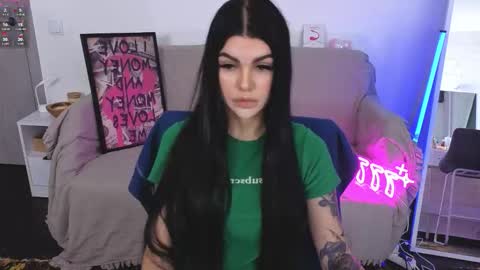 Monika online show from 10.15.25