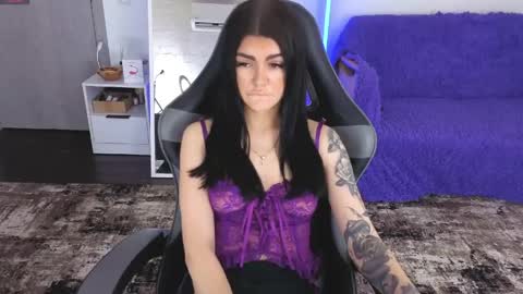 Monika online show from 04.23.26