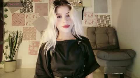 luckysapphire777 online show from 06.12.26