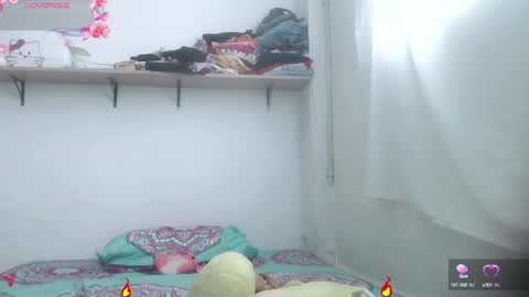 Lucrecia... new accout...OFS LU 21 online show from 12.28.24